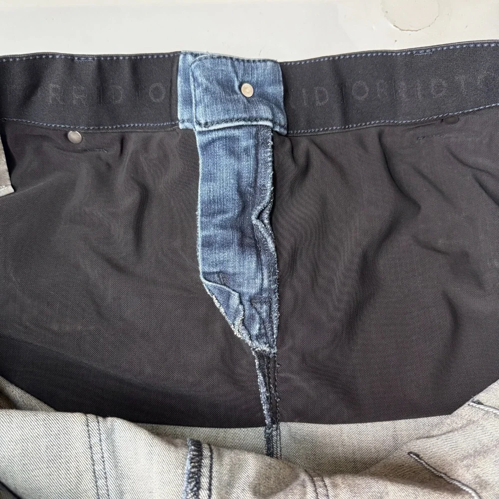 Torrid Jeans‎ Womens 26S Short Blue Bombshell Skinny Slimming Panel High Rise